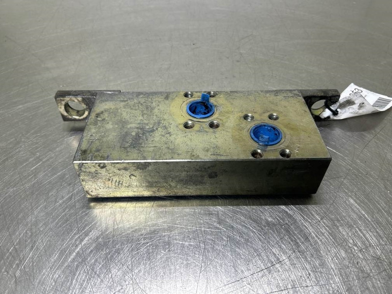 Terex TW150-6058150-Distributor/Verteiler - Sistemi hidraulik për Makineri ndërtimi: foto 1 Terex TW150-6058150-Distributor/Verteiler - Sistemi hidraulik për Makineri ndërtimi: foto 1