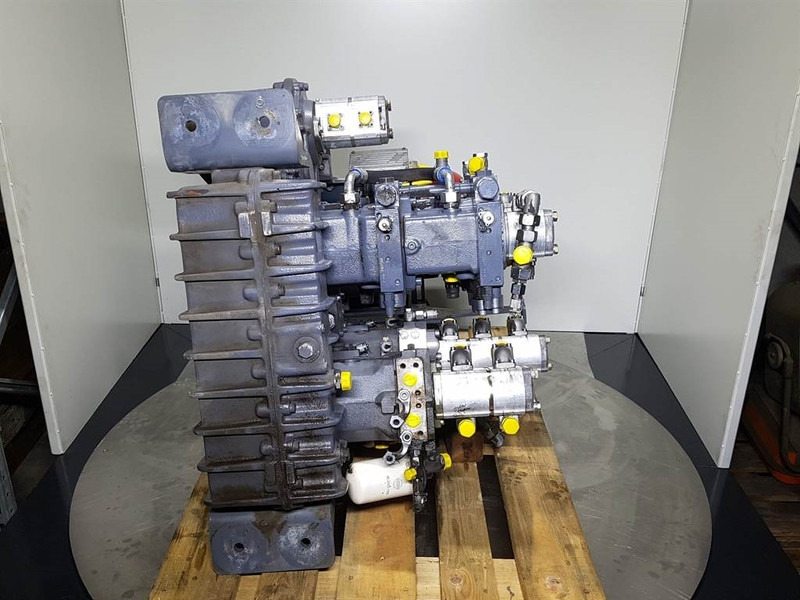 Vögele SUPER 1600/1603/1800/1803- 2031320 -Transmission - Kutia e marsheve dhe pjesë këmbimi për Makineri ndërtimi: foto 4 Vögele SUPER 1600/1603/1800/1803- 2031320 -Transmission - Kutia e marsheve dhe pjesë këmbimi për Makineri ndërtimi: foto 4