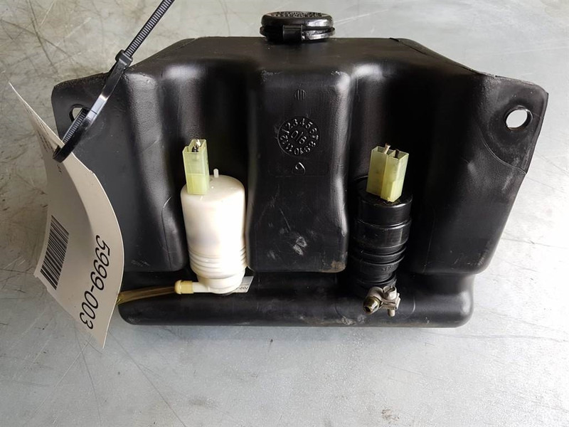 Volvo L30B - ZM2801189 - Tank/Behälter/Reservoir - Kabina dhe interier për Makineri ndërtimi: foto 1 Volvo L30B - ZM2801189 - Tank/Behälter/Reservoir - Kabina dhe interier për Makineri ndërtimi: foto 1