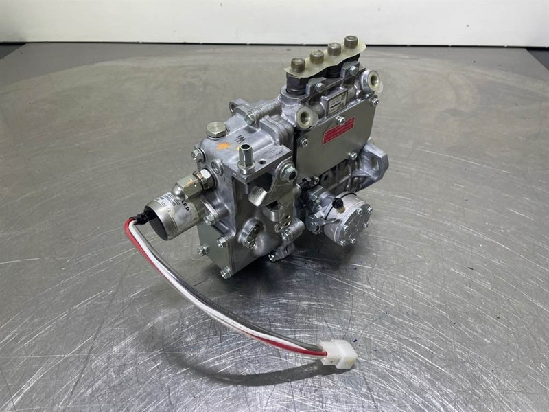 Yanmar 4TNE88-NSW-Fuel pump/Kraftstoffpumpe/Brandstofpomp - Motori për Makineri ndërtimi: foto 2 Yanmar 4TNE88-NSW-Fuel pump/Kraftstoffpumpe/Brandstofpomp - Motori për Makineri ndërtimi: foto 2