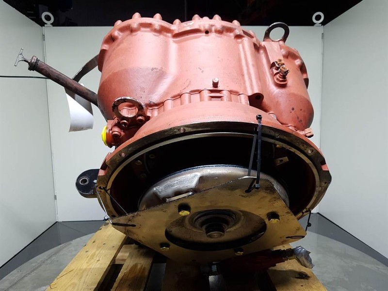 ZF 4WG-190 - Ljungby Maskin L12 - Transmission - Kutia e marsheve dhe pjesë këmbimi për Makineri ndërtimi: foto 4 ZF 4WG-190 - Ljungby Maskin L12 - Transmission - Kutia e marsheve dhe pjesë këmbimi për Makineri ndërtimi: foto 4