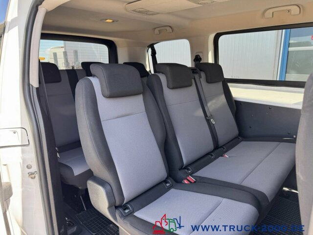 Opel Vivaro 9 Sitzer Klima vorne & hinten Navi + DAB - Minibus, Furgon pasagjerësh: foto 5 Opel Vivaro 9 Sitzer Klima vorne & hinten Navi + DAB - Minibus, Furgon pasagjerësh: foto 5