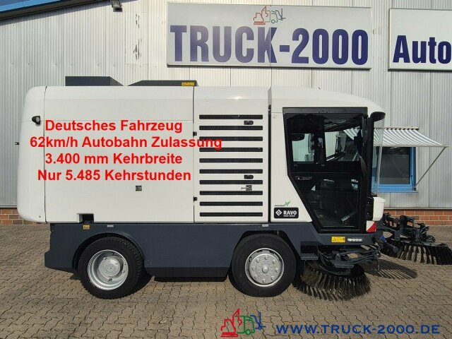 Ravo 540 3 Besen Sweeper 62 km/h Autobahn fähig - Makinë fshirëse për rrugët: foto 1 Ravo 540 3 Besen Sweeper 62 km/h Autobahn fähig - Makinë fshirëse për rrugët: foto 1