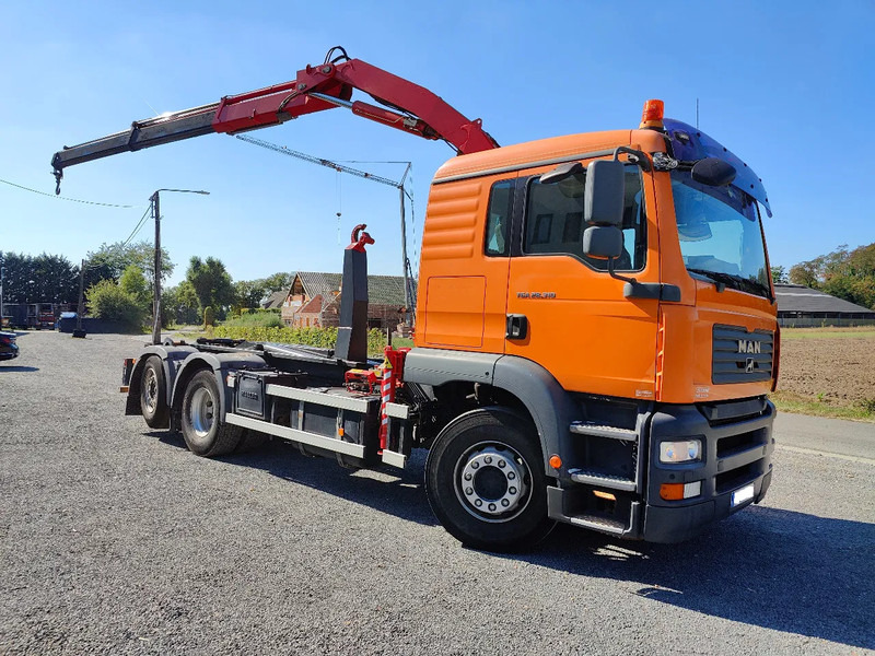 MAN TGA 28.310 Container / Fassi F130 - Kamion vetëngarkues, Kamion me vinç: foto 1 MAN TGA 28.310 Container / Fassi F130 - Kamion vetëngarkues, Kamion me vinç: foto 1