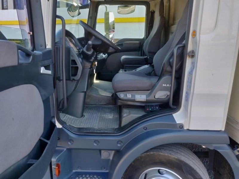 MAN TGL 12.210 Automaat euro4 - Kamion vagonetë: foto 5 MAN TGL 12.210 Automaat euro4 - Kamion vagonetë: foto 5