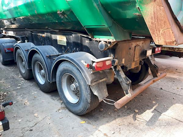 Carnehl CHKS/HH - Gjysmë rimorkio vetëshkarkuese: foto 3 Carnehl CHKS/HH - Gjysmë rimorkio vetëshkarkuese: foto 3