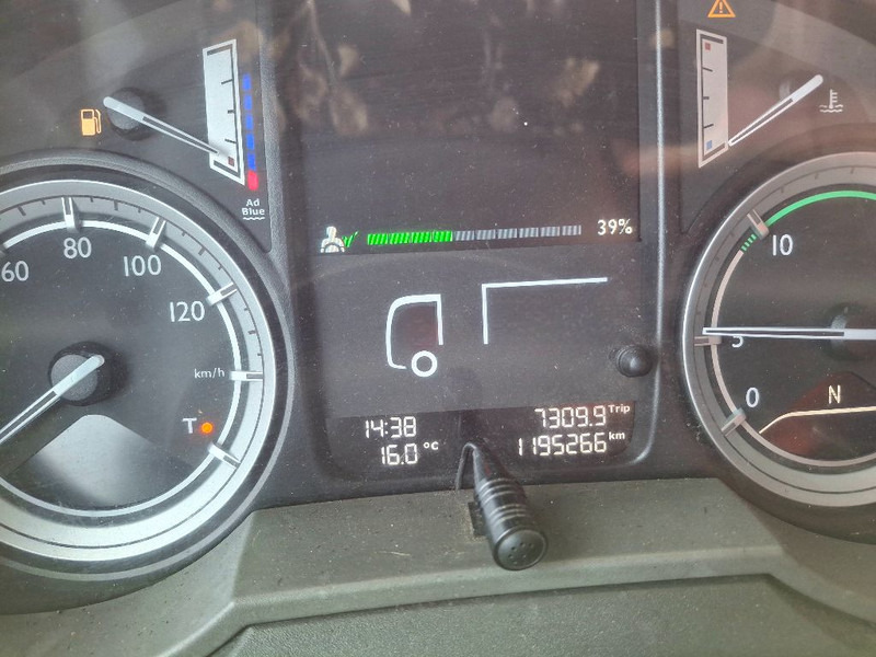 DAF XF 460 FTG - Gjysmë-kamion: foto 3 DAF XF 460 FTG - Gjysmë-kamion: foto 3