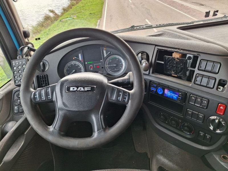 DAF XF 460 FTG - Gjysmë-kamion: foto 2 DAF XF 460 FTG - Gjysmë-kamion: foto 2