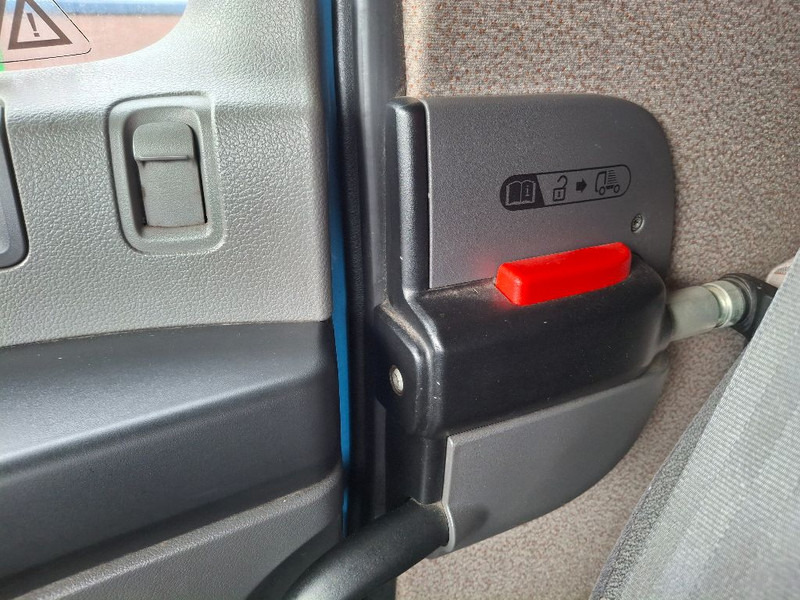 DAF XF 460 FTG - Gjysmë-kamion: foto 4 DAF XF 460 FTG - Gjysmë-kamion: foto 4