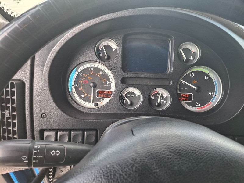 DAF XF105.460 - Gjysmë-kamion: foto 2 DAF XF105.460 - Gjysmë-kamion: foto 2