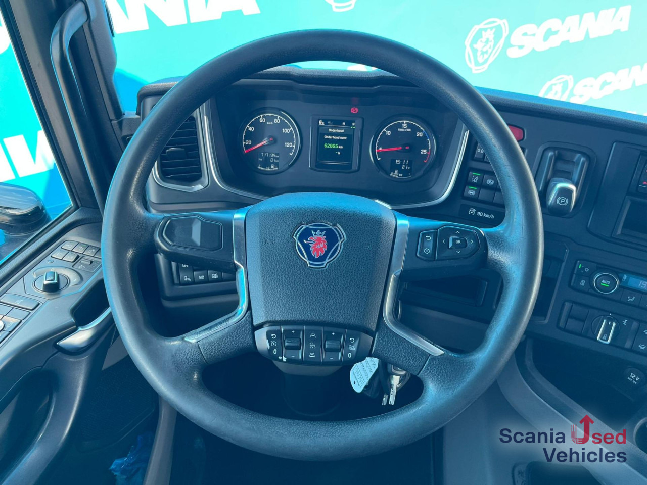 SCANIA R 450 A4x2NA RETARDER DIFF-L PARK COOL SMART2 - Gjysmë-kamion: foto 3 SCANIA R 450 A4x2NA RETARDER DIFF-L PARK COOL SMART2 - Gjysmë-kamion: foto 3