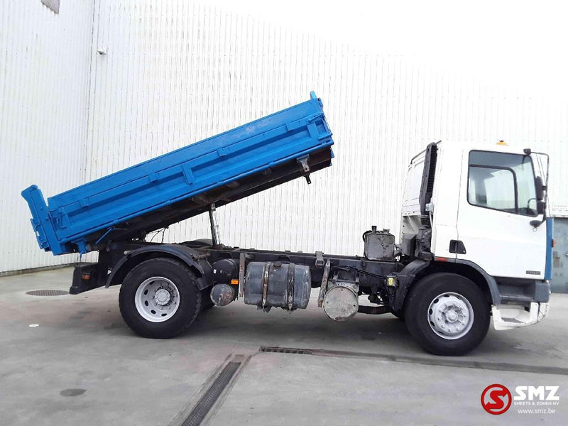 DAF 75 CF 270 - Kamion vetëshkarkues: foto 4 DAF 75 CF 270 - Kamion vetëshkarkues: foto 4