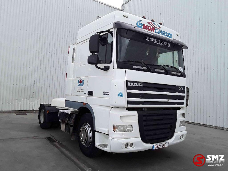 DAF 105 XF 410 - Gjysmë-kamion: foto 1 DAF 105 XF 410 - Gjysmë-kamion: foto 1