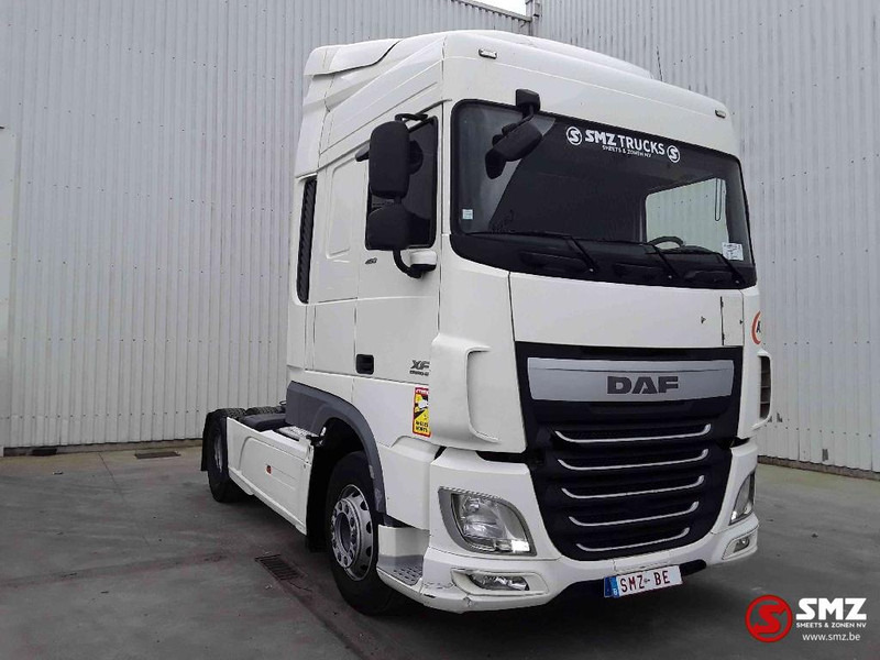 DAF 105 XF 460 intarder - Gjysmë-kamion: foto 1 DAF 105 XF 460 intarder - Gjysmë-kamion: foto 1