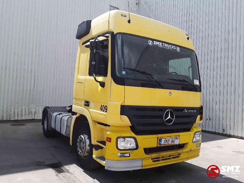 Mercedes-Benz Actros 1841 eps 3 pedals - parabrise cassé - windshield broken - Gjysmë-kamion: foto 1 Mercedes-Benz Actros 1841 eps 3 pedals - parabrise cassé - windshield broken - Gjysmë-kamion: foto 1