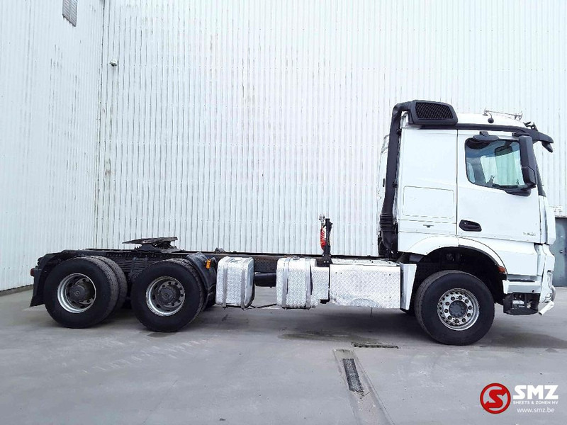 Mercedes-Benz Arocs 3351 lames steel - Gjysmë-kamion: foto 4 Mercedes-Benz Arocs 3351 lames steel - Gjysmë-kamion: foto 4