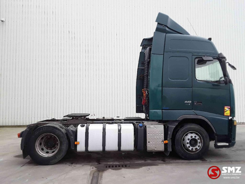 Volvo FH 440 - Gjysmë-kamion: foto 4 Volvo FH 440 - Gjysmë-kamion: foto 4