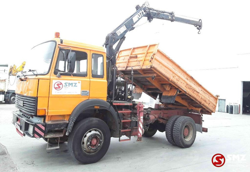 Iveco Magirus 170.23 hiab 071 - Kamion vetëshkarkues, Kamion me vinç: foto 5 Iveco Magirus 170.23 hiab 071 - Kamion vetëshkarkues, Kamion me vinç: foto 5