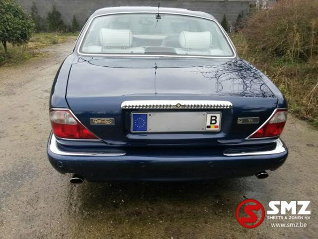 Jaguar Daimler V 8 105000 km TOP einselsitze - Veturë: foto 2 Jaguar Daimler V 8 105000 km TOP einselsitze - Veturë: foto 2