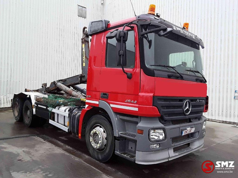 Mercedes-Benz Actros 2644 6x4 lames zps - Transportjer kontejnerësh/ Kamion me karroceri të çmontueshme: foto 1 Mercedes-Benz Actros 2644 6x4 lames zps - Transportjer kontejnerësh/ Kamion me karroceri të çmontueshme: foto 1