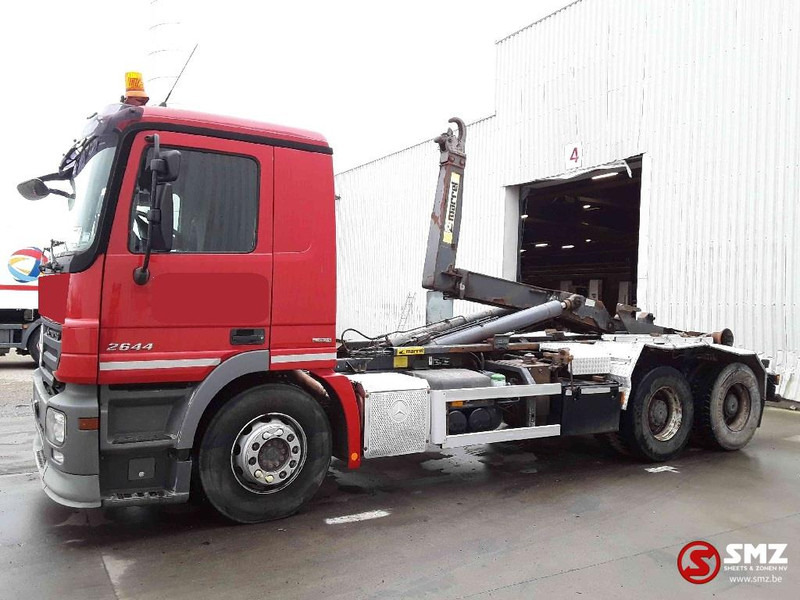 Mercedes-Benz Actros 2644 6x4 lames zps - Transportjer kontejnerësh/ Kamion me karroceri të çmontueshme: foto 5 Mercedes-Benz Actros 2644 6x4 lames zps - Transportjer kontejnerësh/ Kamion me karroceri të çmontueshme: foto 5