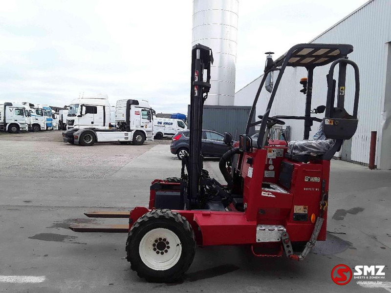 Moffett M5 25.3 - Pirun ngritës: foto 5 Moffett M5 25.3 - Pirun ngritës: foto 5