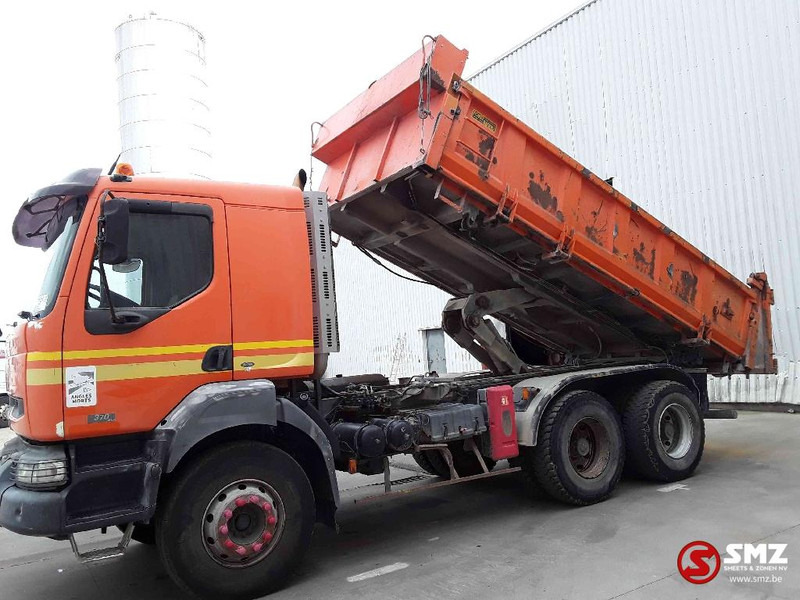 Renault Kerax 370 - Kamion vetëshkarkues: foto 5 Renault Kerax 370 - Kamion vetëshkarkues: foto 5