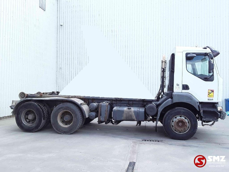 Renault Kerax 370 steel lames - Kamion kabinë-shasi: foto 4 Renault Kerax 370 steel lames - Kamion kabinë-shasi: foto 4