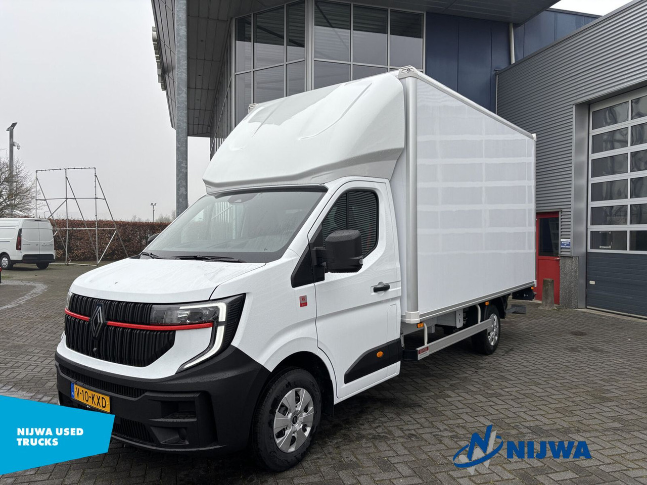 Renault Master T35 150 Navigatie + Laadklep - Kamioncine me kontinier: foto 1 Renault Master T35 150 Navigatie + Laadklep - Kamioncine me kontinier: foto 1
