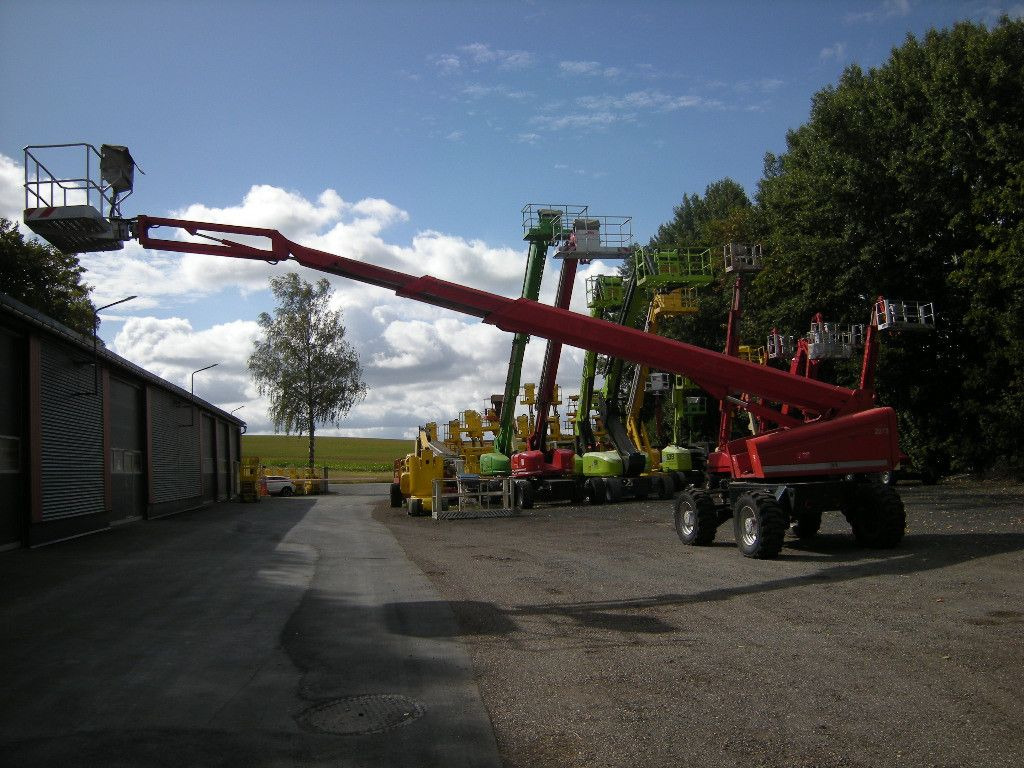 Arbeitsbühne H.A.B. T22J, 22,3m - Platformë ajrore e montuar në kamion: foto 4 Arbeitsbühne H.A.B. T22J, 22,3m - Platformë ajrore e montuar në kamion: foto 4