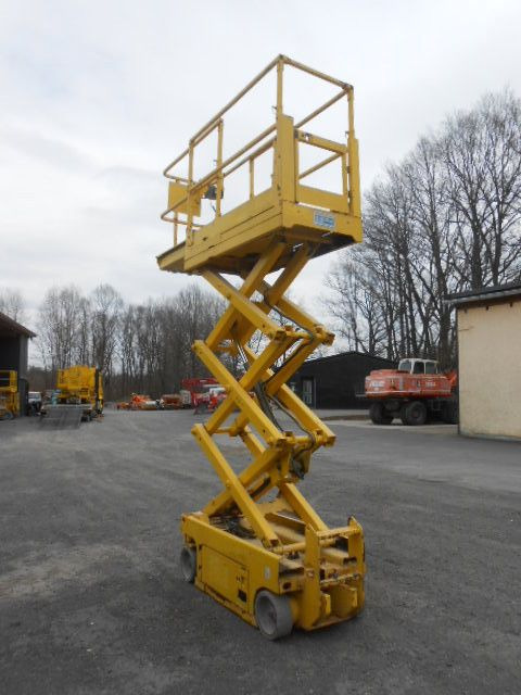 Platformë ajrore e montuar në kamion Genie GS 1530, Scherenarbeitsbühne Genie 6,6m: foto 8