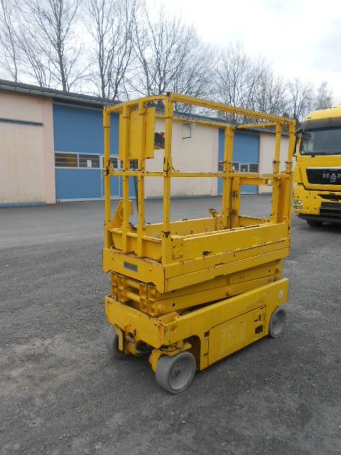 Platformë ajrore e montuar në kamion Genie GS 1530, Scherenarbeitsbühne Genie 6,6m: foto 18