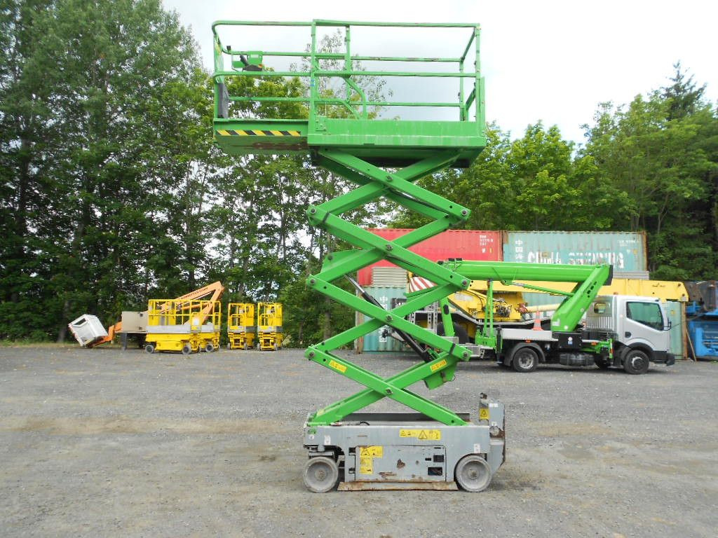 Genie GS 1932, Scherenarbeitsbühne Genie 8 m - Platformë ajrore e montuar në kamion: foto 5 Genie GS 1932, Scherenarbeitsbühne Genie 8 m - Platformë ajrore e montuar në kamion: foto 5