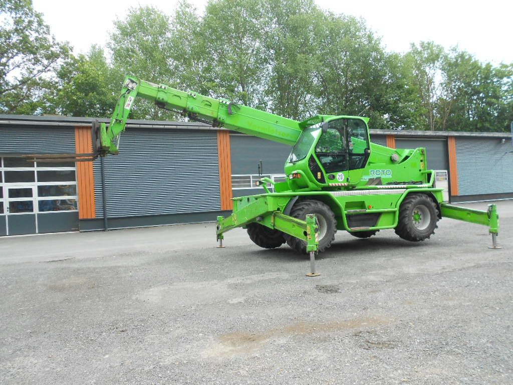 Merlo RT 4025 Roto 45.21 MCSS - Ekskavator teleskopik: foto 2 Merlo RT 4025 Roto 45.21 MCSS - Ekskavator teleskopik: foto 2