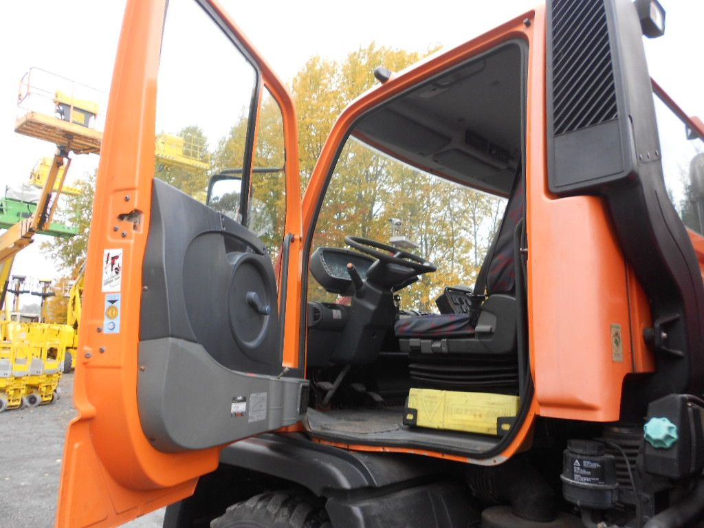 Kamion me karroceri të hapur, Kamion me vinç Unimog U400 mit Kran Palfinger PK11502: foto 11
