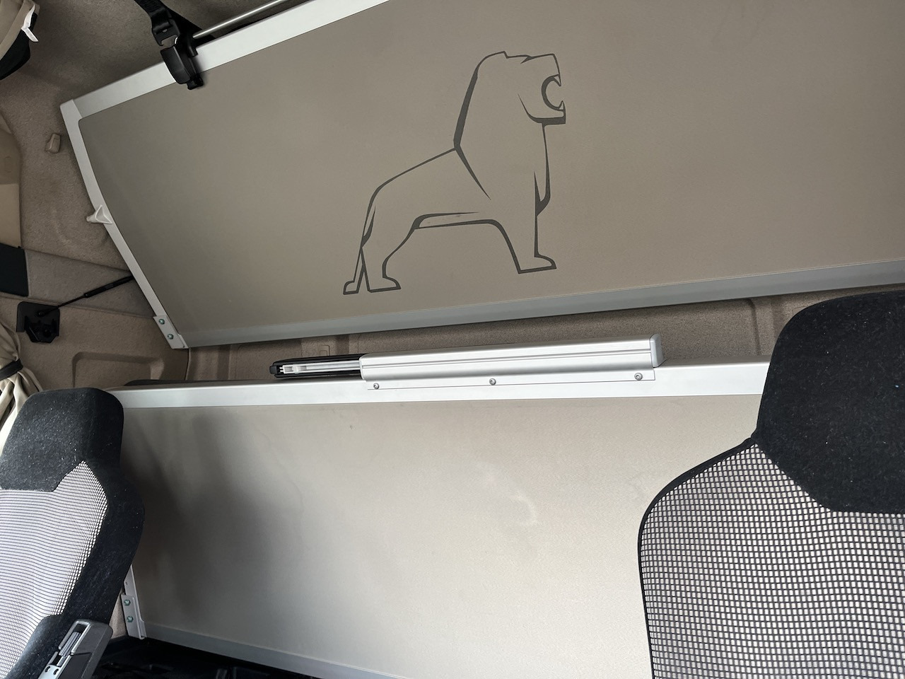 MAN TGX 26.500 6x2 Fahrgestell Lenk-Liftachse AHK - Kamioni: foto 4 MAN TGX 26.500 6x2 Fahrgestell Lenk-Liftachse AHK - Kamioni: foto 4