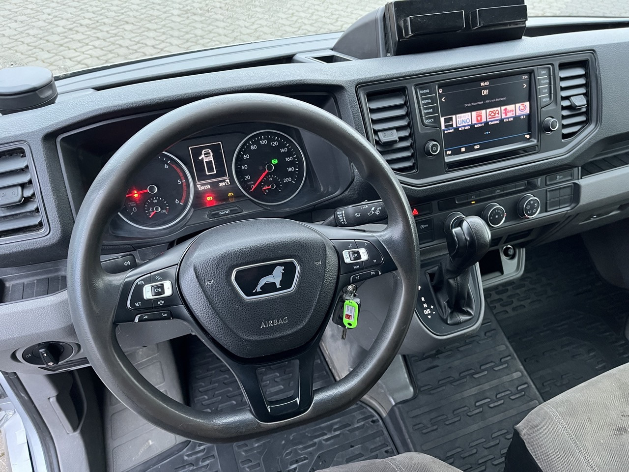 Kamioncine vetëshkarkuese MAN TGE 3.180 4x2 Zwillingsbereift: foto 6 Kamioncine vetëshkarkuese MAN TGE 3.180 4x2 Zwillingsbereift: foto 6