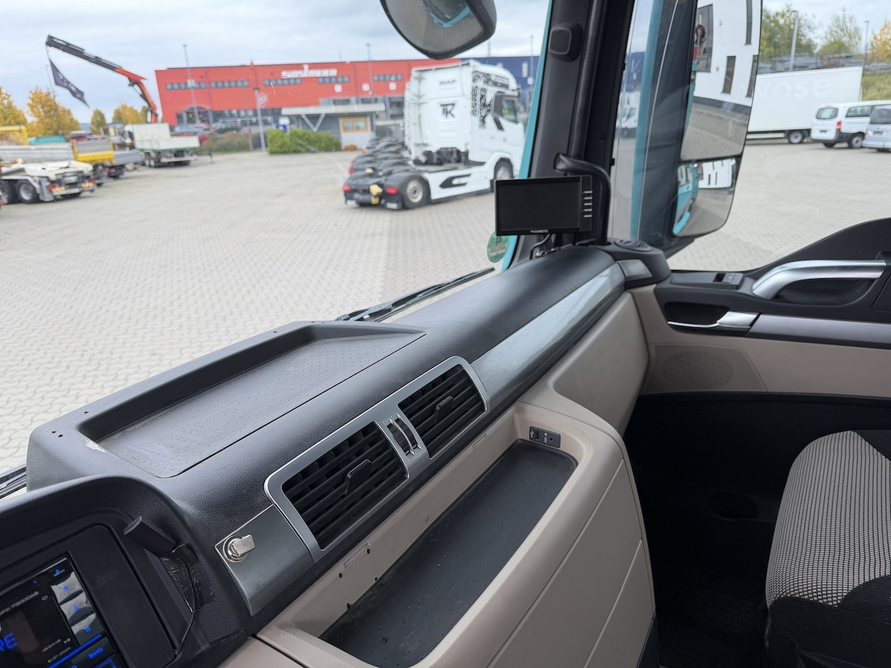 MAN TGS 35.460 8x4 Dautel Intarder - Kamion vetëshkarkues: foto 2 MAN TGS 35.460 8x4 Dautel Intarder - Kamion vetëshkarkues: foto 2