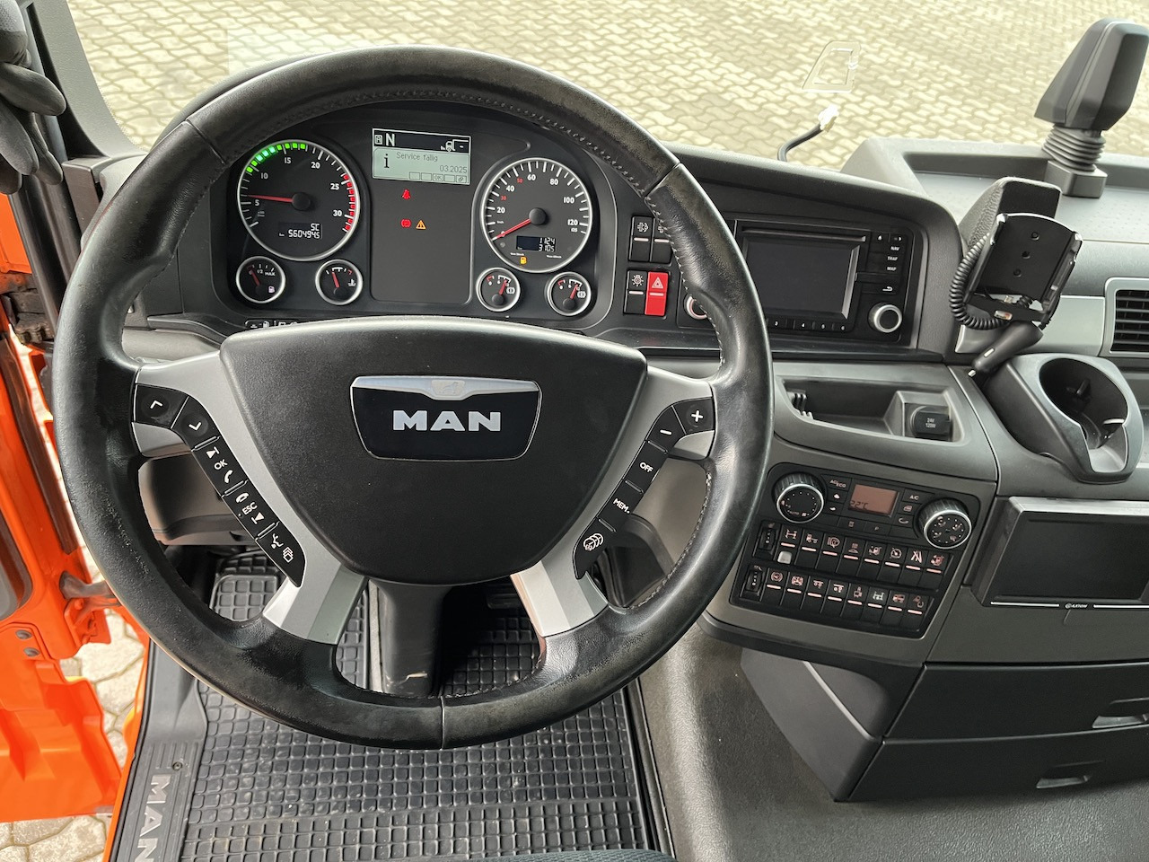 MAN TGX 26.480 6x2 Atlas 145.2 Baustoff - Kamion me karroceri të hapur, Kamion me vinç: foto 2 MAN TGX 26.480 6x2 Atlas 145.2 Baustoff - Kamion me karroceri të hapur, Kamion me vinç: foto 2
