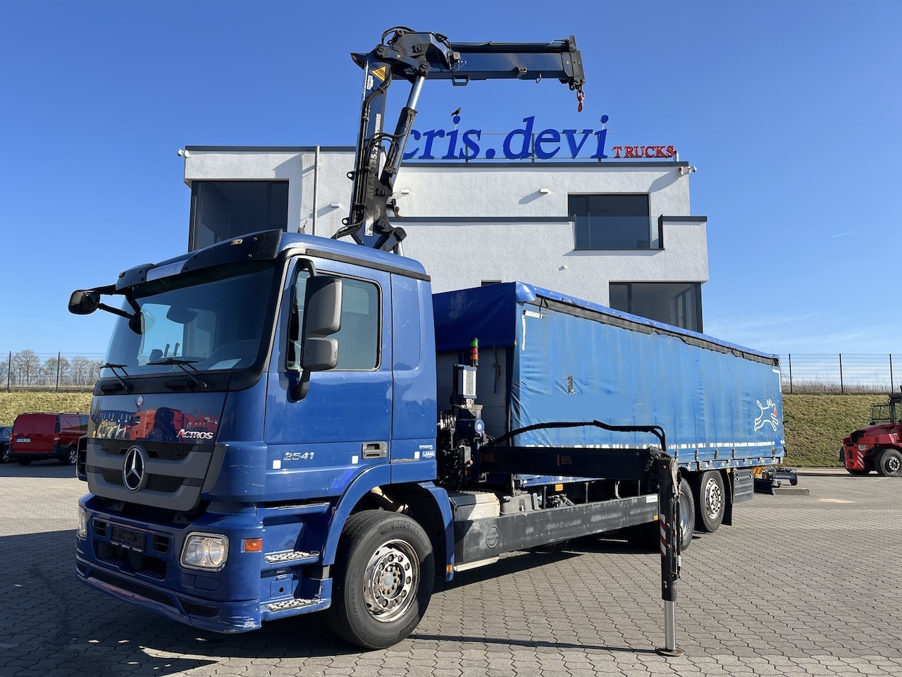 Mercedes-Benz 2541 6x2 Atlas 135.2E Pritsche 8,20 m Ausziehbar - Kamion me tendë, Kamion me vinç: foto 1 Mercedes-Benz 2541 6x2 Atlas 135.2E Pritsche 8,20 m Ausziehbar - Kamion me tendë, Kamion me vinç: foto 1