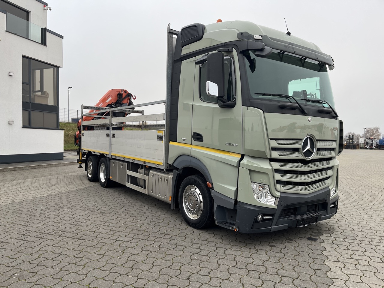 Mercedes-Benz Actros 2545 6x2 EFFER Atlas 265-A6 Lenk- Liftachse - Kamion me karroceri të hapur, Kamion me vinç: foto 2 Mercedes-Benz Actros 2545 6x2 EFFER Atlas 265-A6 Lenk- Liftachse - Kamion me karroceri të hapur, Kamion me vinç: foto 2