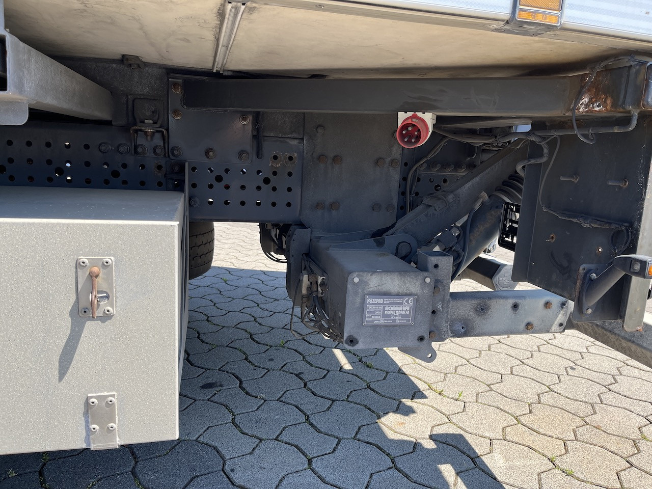 Mercedes-Benz Antos 1840 4x4 HAD LBW Kühlung Flüssigstickstoff - Kamion frigorifer: foto 5 Mercedes-Benz Antos 1840 4x4 HAD LBW Kühlung Flüssigstickstoff - Kamion frigorifer: foto 5