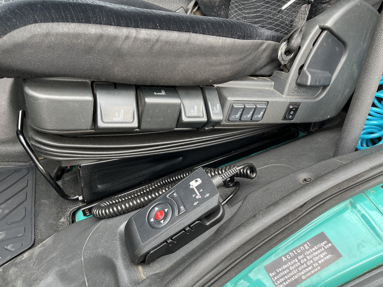 Mercedes-Benz Atego 823 4x2 AHK Hebezug Seilzug Brennholz - Kamioncine me karroceri: foto 4 Mercedes-Benz Atego 823 4x2 AHK Hebezug Seilzug Brennholz - Kamioncine me karroceri: foto 4