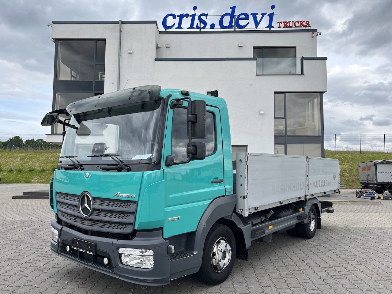 Mercedes-Benz Atego 823 4x2 AHK Hebezug Seilzug Brennholz - Kamioncine me karroceri: foto 1 Mercedes-Benz Atego 823 4x2 AHK Hebezug Seilzug Brennholz - Kamioncine me karroceri: foto 1