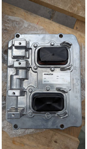 Komatsu PC490LC-11 CONTROLLER ASSY 600-541-1100 - Sistemi elektrik për Makineri ndërtimi: foto 1 Komatsu PC490LC-11 CONTROLLER ASSY 600-541-1100 - Sistemi elektrik për Makineri ndërtimi: foto 1