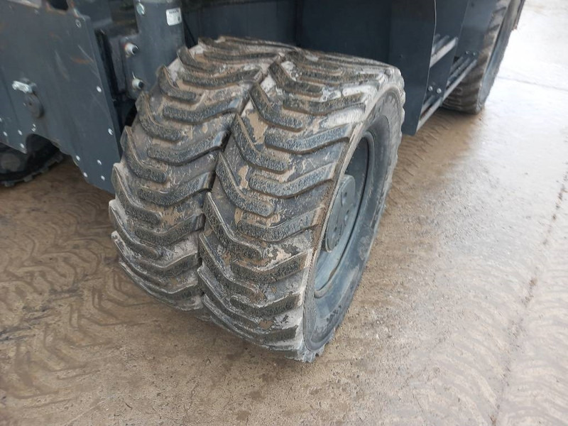 Komatsu PW160-11E0 - Ekskavator me goma: foto 5 Komatsu PW160-11E0 - Ekskavator me goma: foto 5