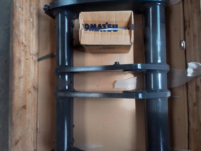 Komatsu WA100 Quick coupler 42W-70-21402 - Bashkues i shpejtë për Makineri ndërtimi: foto 2 Komatsu WA100 Quick coupler 42W-70-21402 - Bashkues i shpejtë për Makineri ndërtimi: foto 2