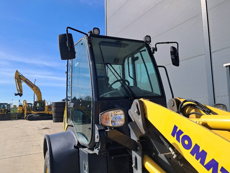 Komatsu WA100M-8 - Fadrom me goma: foto 3 Komatsu WA100M-8 - Fadrom me goma: foto 3