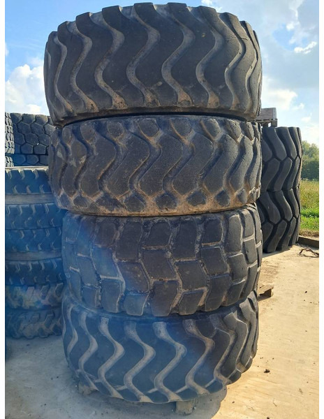 Komatsu WA380 4x RIM ASSY 423-30-62201 - Goma dhe bandazhe për Makineri ndërtimi: foto 2 Komatsu WA380 4x RIM ASSY 423-30-62201 - Goma dhe bandazhe për Makineri ndërtimi: foto 2