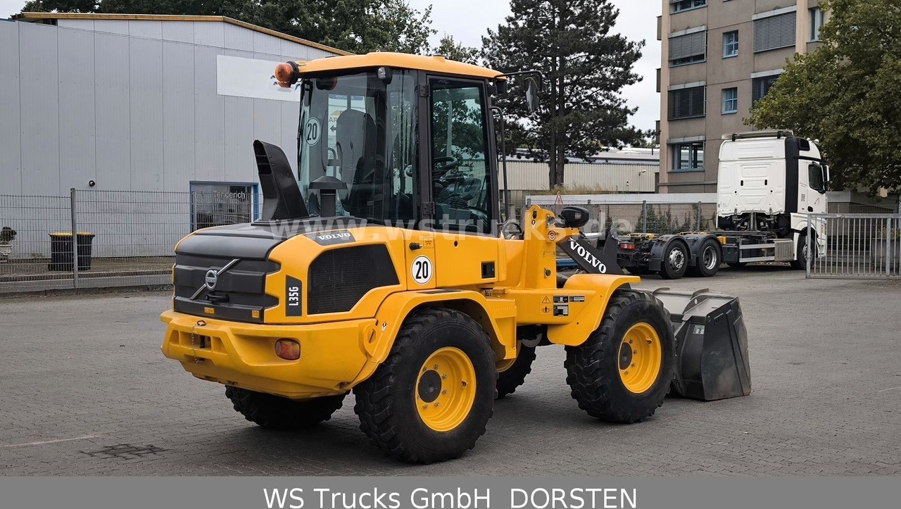 Volvo Radlader L 35 G - Fadrom me goma: foto 4 Volvo Radlader L 35 G - Fadrom me goma: foto 4